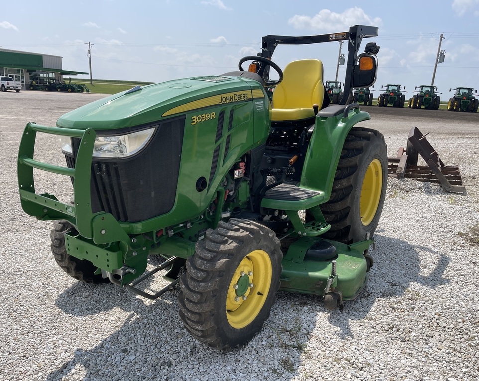 2018 John Deere 3039R