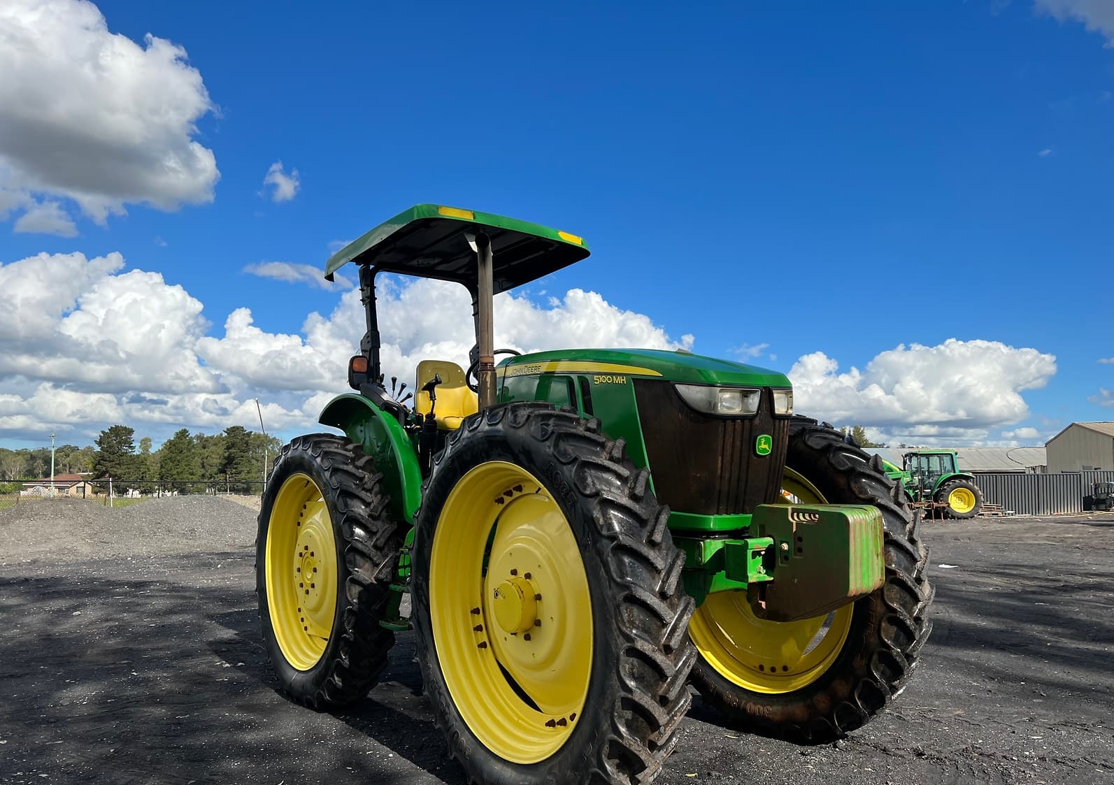 2014 John Deere 5100MH