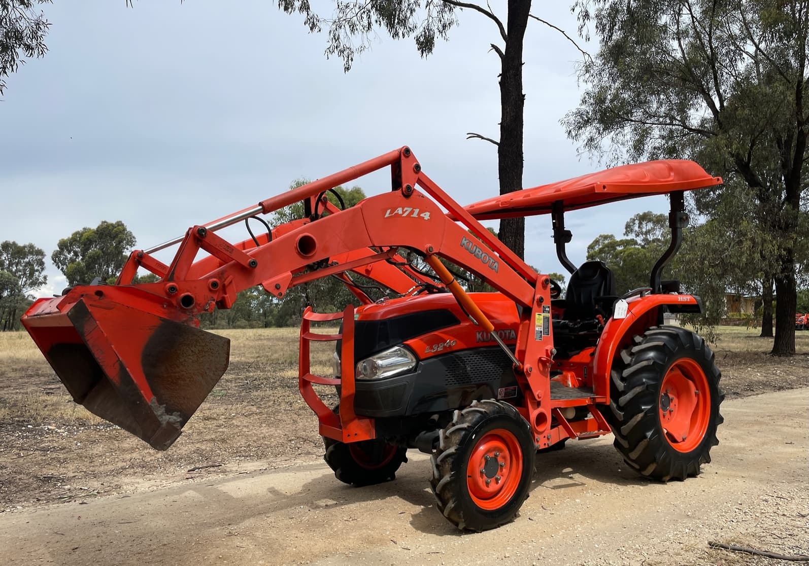 2013 Kubota L3240