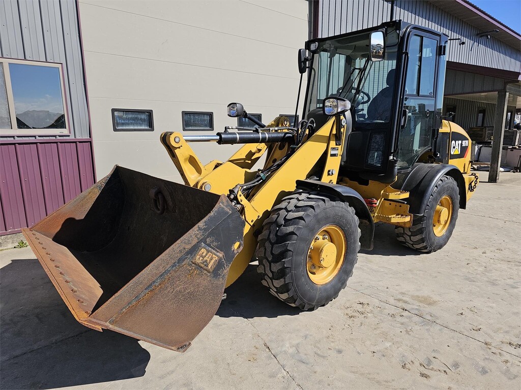 2017 Caterpillar 907M