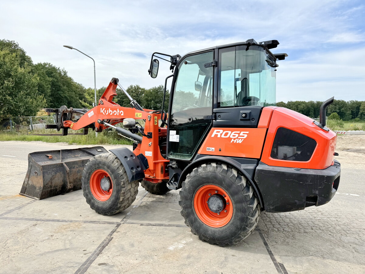 2018 Kubota R065