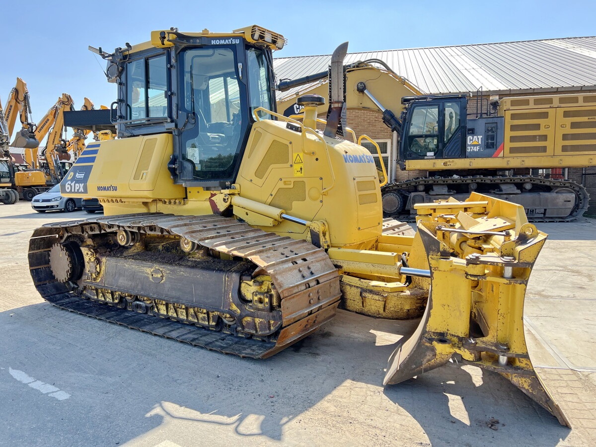 2016 Komatsu D61PX-24