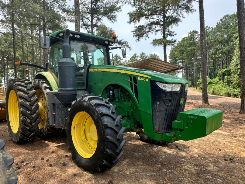 2014 John Deere 8270R